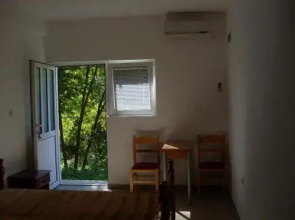 Apartments Kumbor