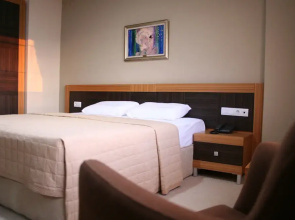 Rabis Otel