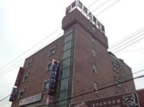 Crystal Motel