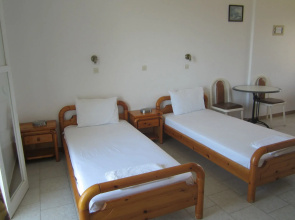 Island Burmuda - Adults Only