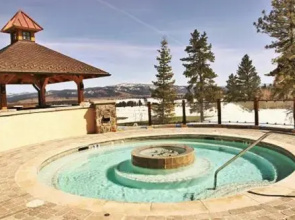 Lodge King 310 - 1 Br Hotel Room