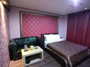 Goodstay Praha Hotel