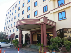 The Aston Hotel