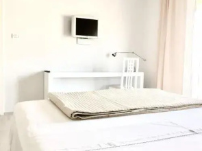 Amberyellowbnb