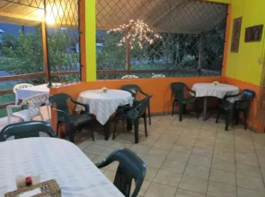 Yamwits Lodge