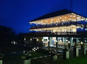 Nusantara Hotel & Restaurant