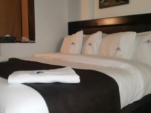 Bay 183 Hotel