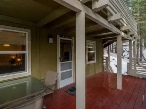 Yosemite Hideaway A