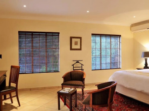 Gallo Manor Executive Bed & Breakfast