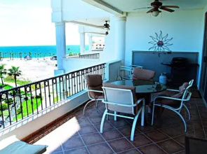 Sandy Beach C304