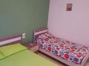 Dhoma Dhe Garsonjere