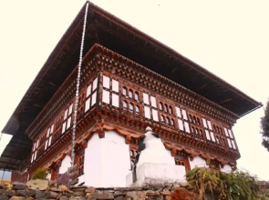 Thegchen Phodrang Lodge