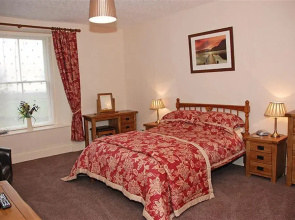 Low Hall Farm