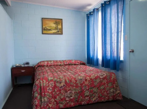 Artesian Motor Inn
