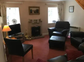 Inverness Apartments  Cottages