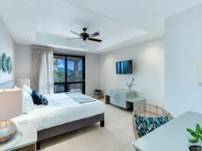 Tropical Retreat for Families or Small Groups