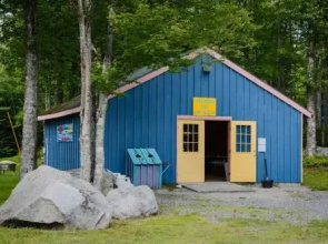 Patten Pond Camping Resort Apartment 2