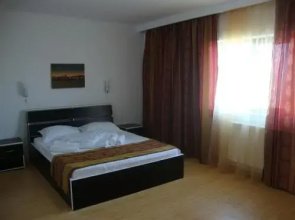 Casa Lacul Sarat