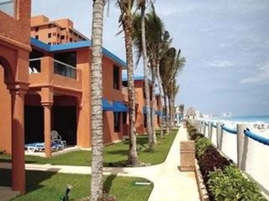 The Sunshine Club at Tucancun Beach