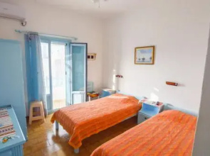 Yannis Maria Rooms