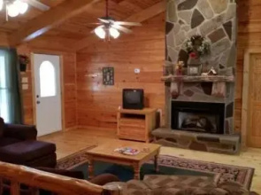 Mountain Dreams - 4 Br home by RedAwning