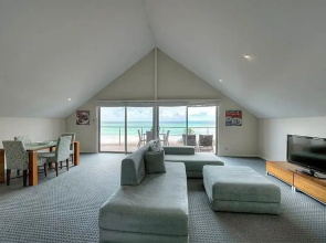 Sea Side Villa 3B