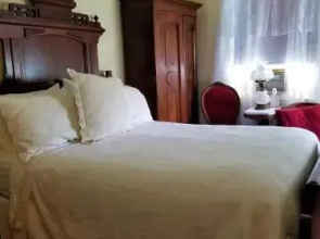 Twin Gables Bed & Breakfast
