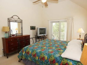 Rosie's Retreat - 4 Br Home