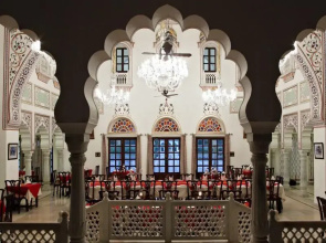 Laxmi Niwas Palace