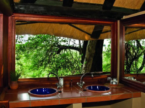 Lianshulu Lodge