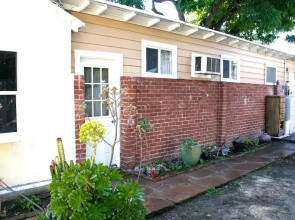 Private, quiet, and accommodating Guest House