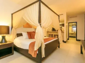 Aldea Thai 1101 Studio by RedAwning