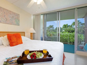 Puako Beach 109 - 3 Br condo by RedAwning