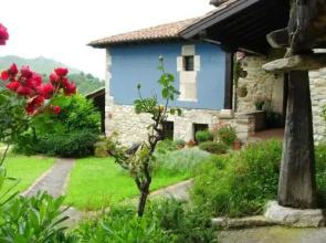 Casas Rurales El Corberu