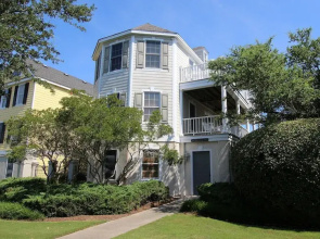 The Charleston - 3 Br Home