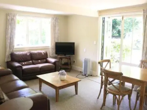 Akaroa Country House
