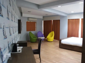 Hotel Amonkars