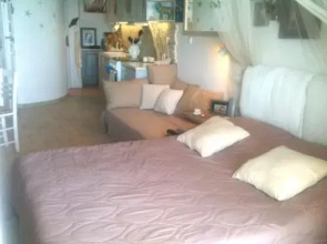 Oneiro Beach Bungalow Studio