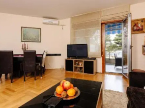 Apartment Sahala