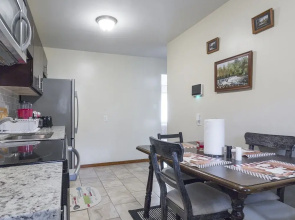 Best Vacation Home In Heart Of Downtown