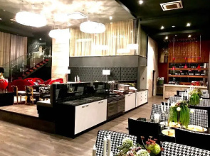 Modern apartment with many amenities
