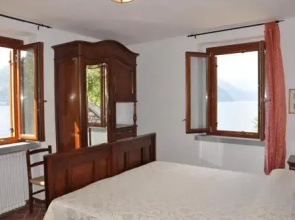 IseoLakeRental - La Stallina - Monte Isola