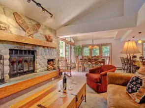 Cc301 Cross Creek Condo