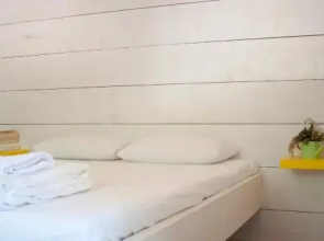 Himara Hostel