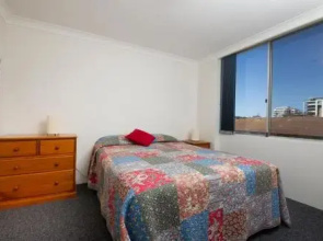 Beachpoint, Unit 303, 28 North Street