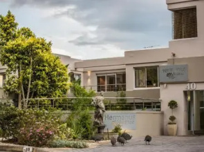 Hermanus Manor