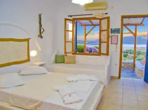 Margarita Rooms