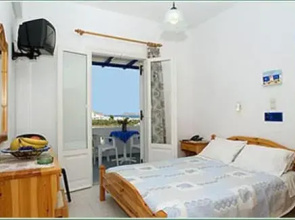 Loukia Apartments & Studios