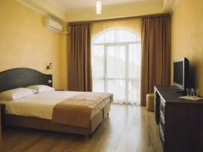 Agama Hotel