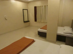 Hotel Sai Tirth